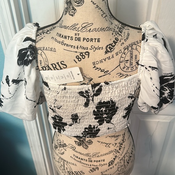 2 pc (white floral) with padded bra - Picture 9 of 9